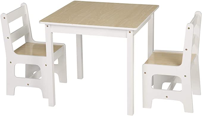 Juguetes y muebles Montessori 
